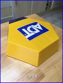 ADT External Alarm Box 7422-SFG-G3F