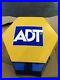 NEW-STYLE-ADT-ALARM-BOX-SOLAR-POWERED-TWIN-FLASHING-LEDs-BNIB-01-nsi